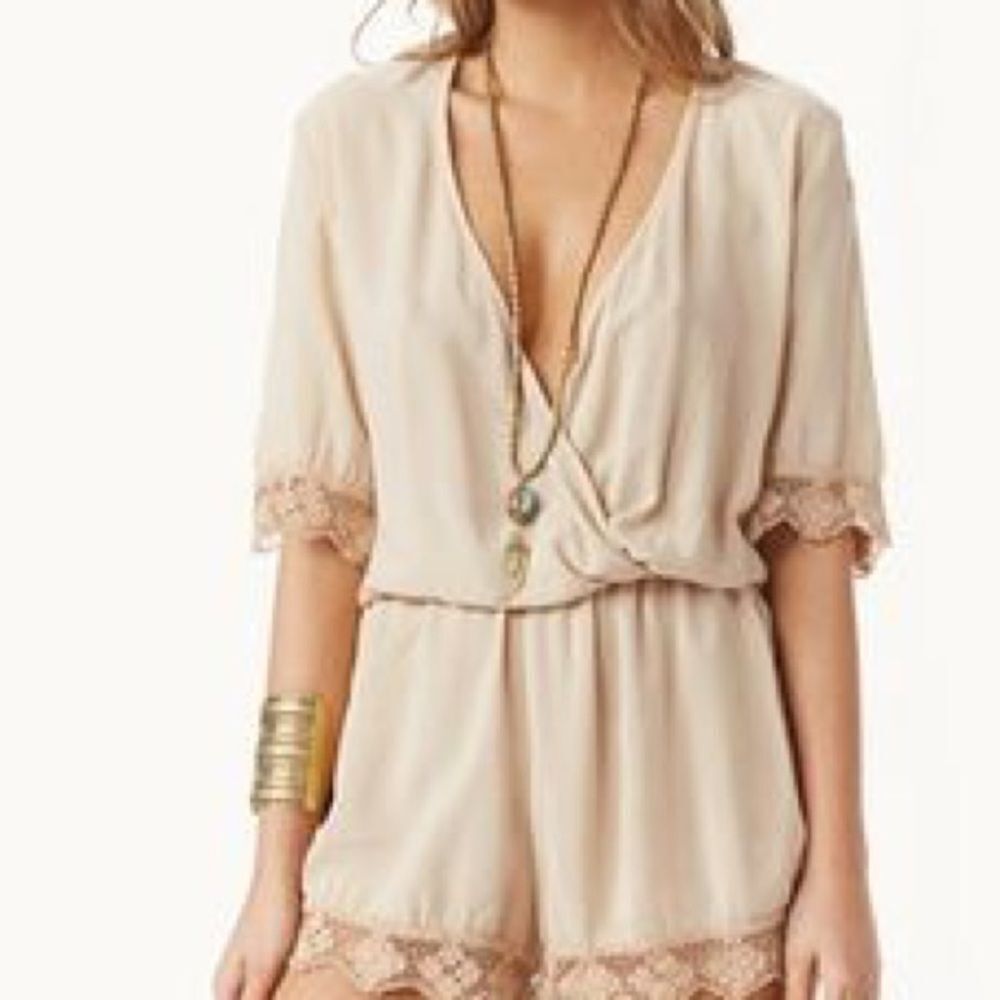 Blue Life 3/4 Sleeve Boho Romper in Tan‎